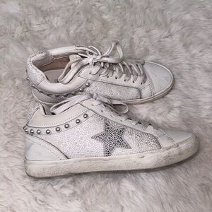 Vintage Havana White Sneakers with Star and Stud Details